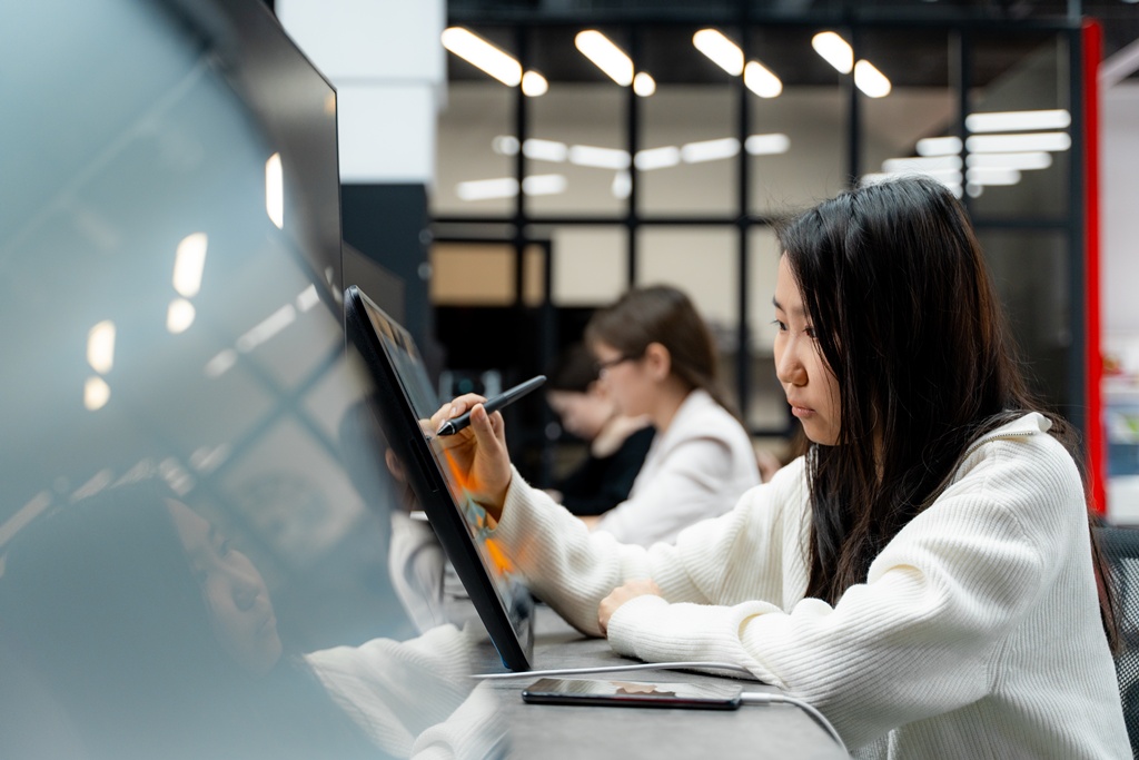 Проекты разработок для креативных индустрий и муниципальных образований РС (Я)