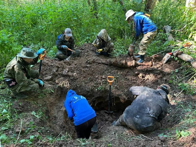 Там, где воевали прадеды: студенты АГУИККИ приняли участие в «Вахте Памяти» подо Ржевом